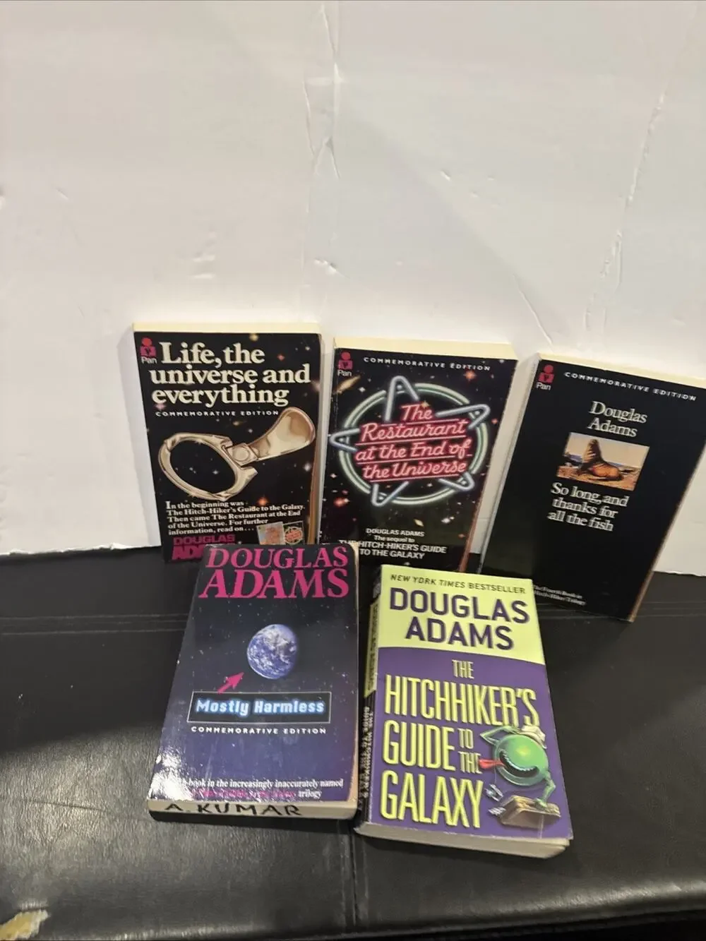Douglas Adams Hitchhikers Guide 5 Book Lot Pan Commemorative Editions Sci Fi